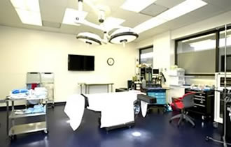 AAAASF accredited operating room at CosmeticSurg in Baltimore